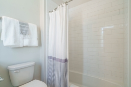 thumb_363_030originalbathroom.jpg