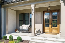 thumb_370_003originalfrontporch.jpg