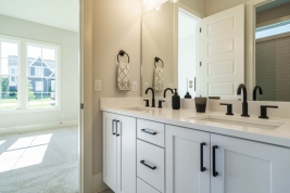 thumb_370_026originalbathroom.jpg