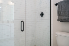 thumb_370_027originalbathroom.jpg
